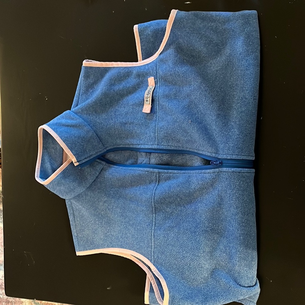 Women’s Columbia PFG Vest-Blue Fleece with pink trim-size XL